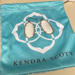 Kendra Scott Elle Earrings